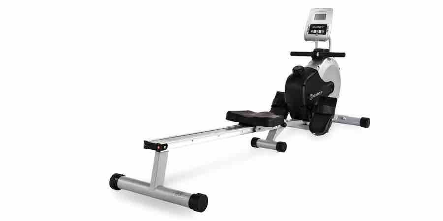 Máquina de remo con resistencia magnética