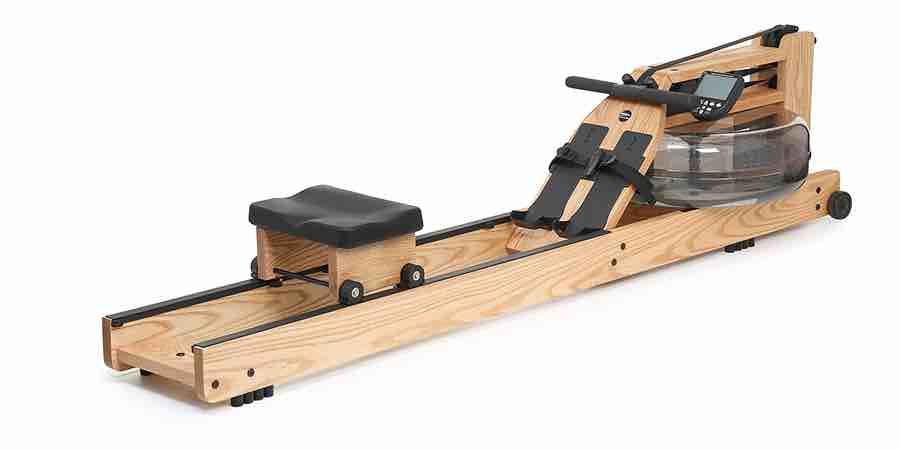 remo de agua Waterrower natural con sistema waterflywheel